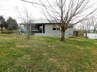 376 Ross Ln, Winfield, TN 37892