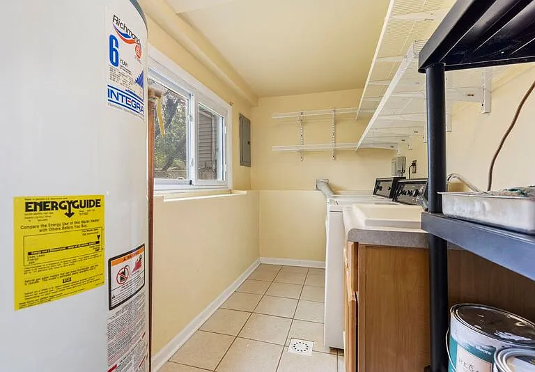 1003 S Finley Rd — Photo 22