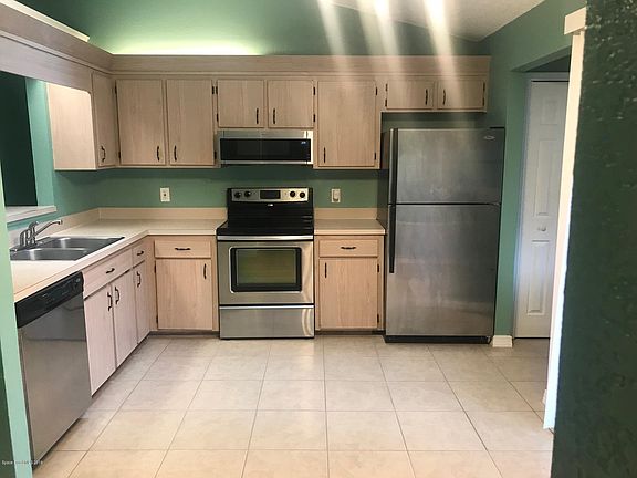 3rd image of 1195 Shady Pines Ln