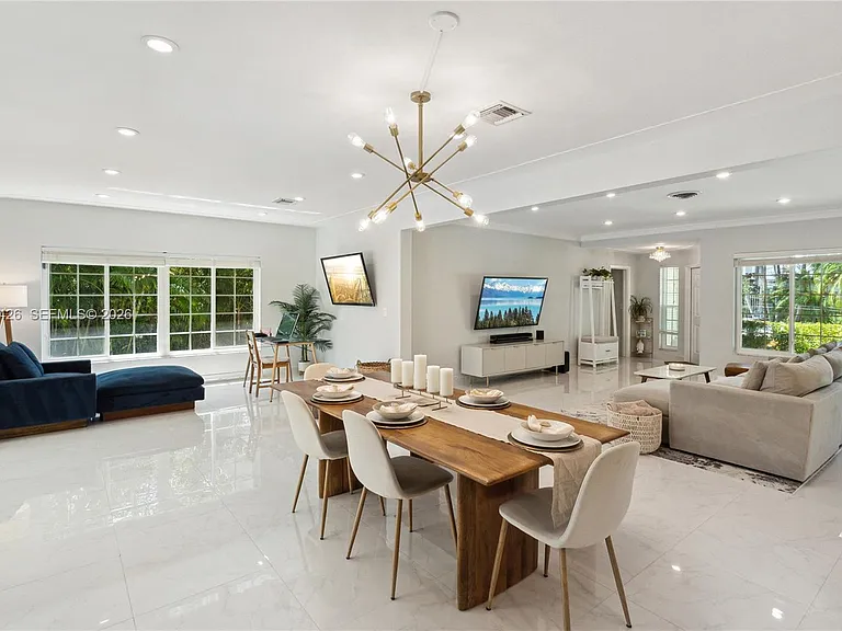 7511 Miami View Dr — Photo 19