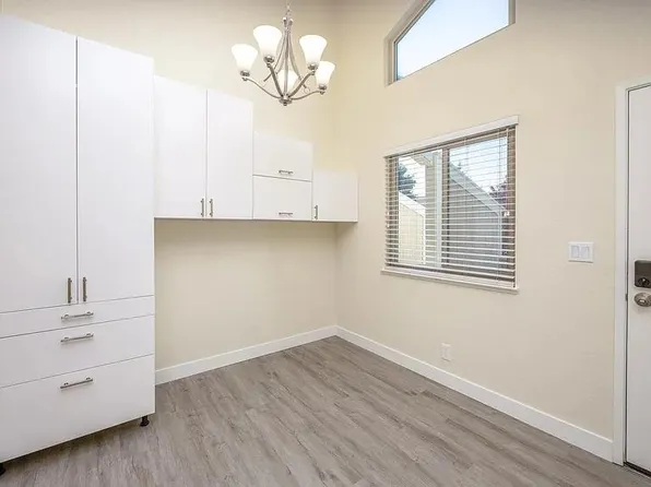 2871 S Bascom Ave APT 401, Campbell, CA 95008