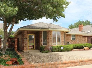 605 Poplar St, Levelland, TX 79336