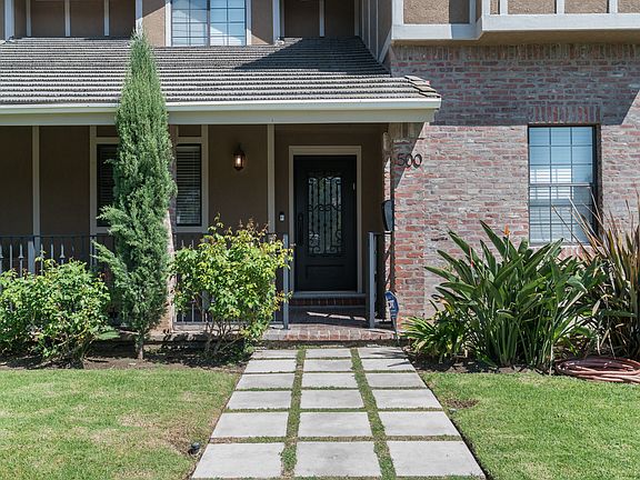 3rd image of 500 Lillian Way
