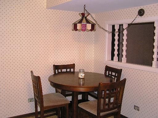 3rd image of 5800 W 105th St APT 3a