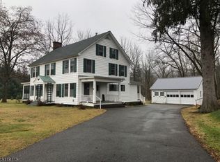 375 Dover Milton Rd, Oak Ridge, NJ 07438