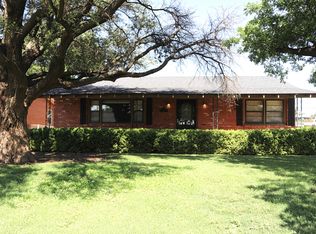 410 Dallas St, Plainview, TX 79072