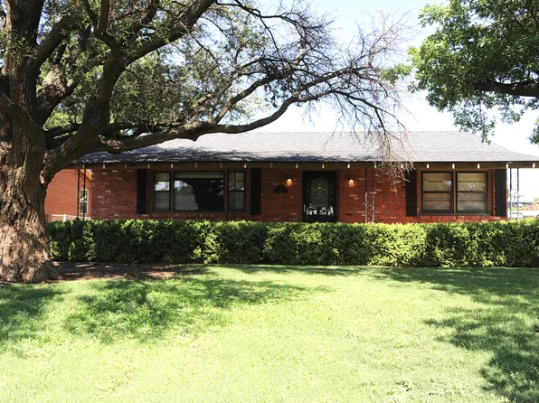 410 Dallas St, Plainview, TX 79072