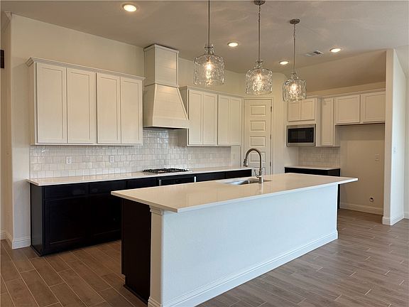 3rd image of 3709 Lamar Hollow Ct
