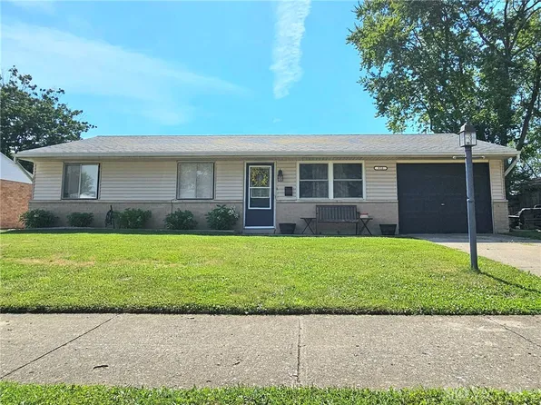 950 Lee Rd, Troy, OH 45373