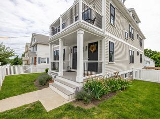 125 Ten Hills Rd #1, Somerville, MA 02145