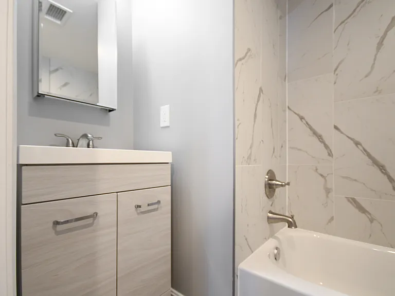 1800 5th St NW #2 — Photo 8