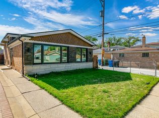 6346 N Karlov Ave, Chicago, IL 60646