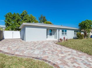 906 Orlando Ave, Bradenton, FL 34207