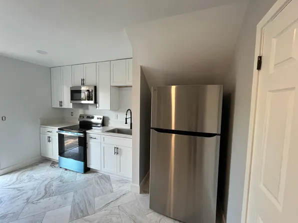 (undisclosed Address), Vista, CA 92084