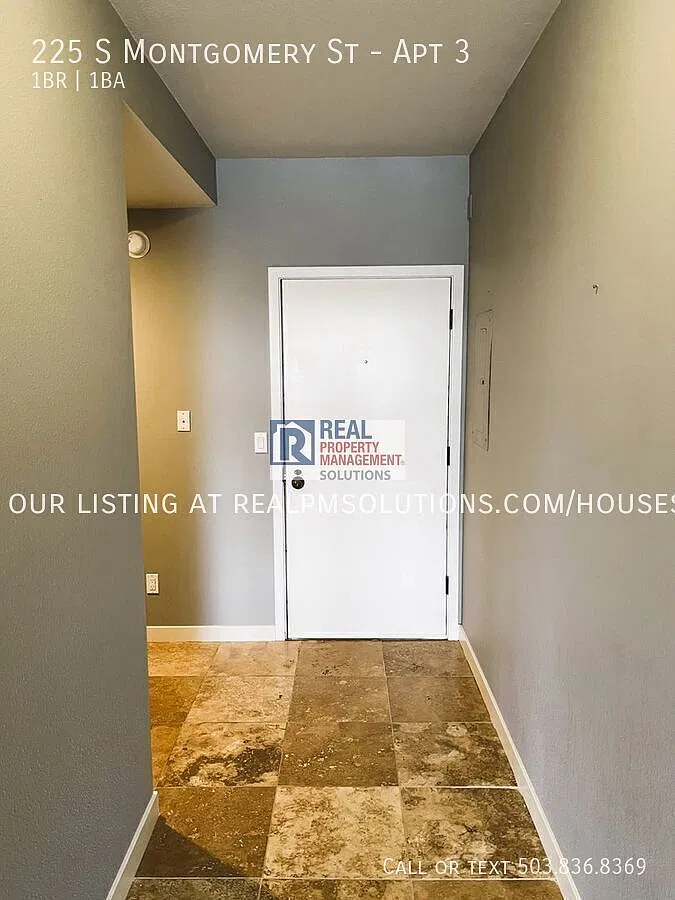 Riverfront Condo on the Promenade! — Photo 3
