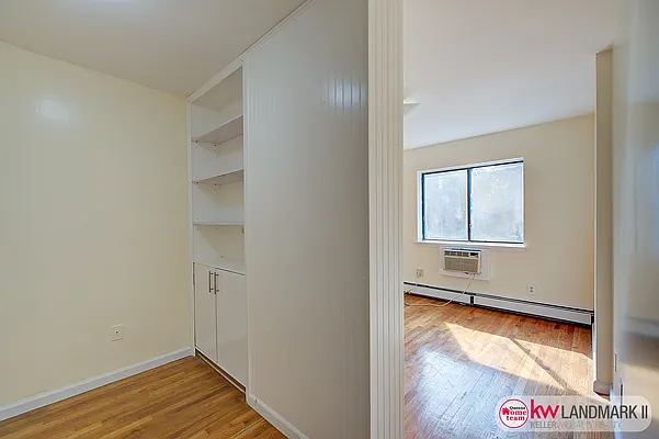 Sold by Keller Williams Realty Landmark II | media 17