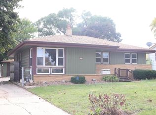 8523 West Glendale AVENUE, Milwaukee, WI 53225