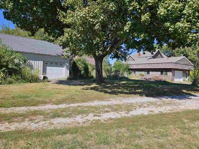 2455 200th St, Washington, IA, 52353