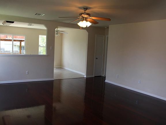 5th image of 3204 Fry Ct