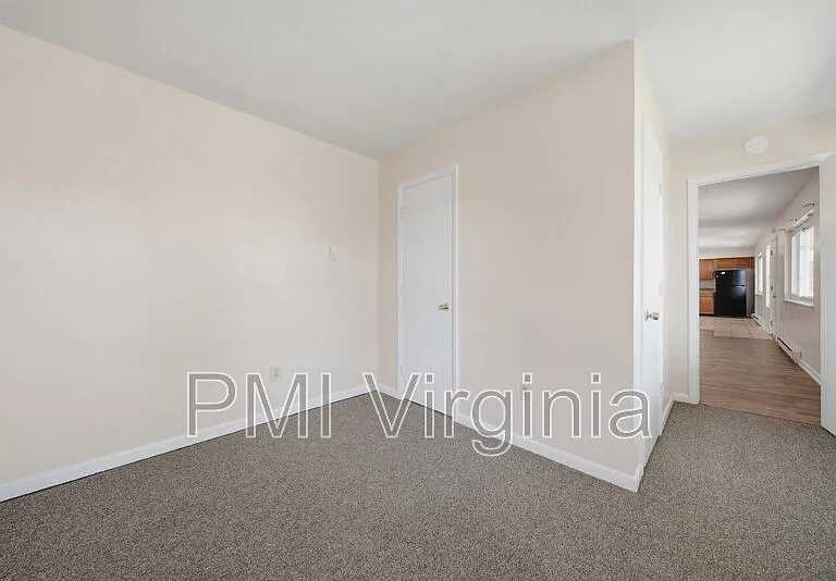 9563 15th Bay St #4 — Photo 16