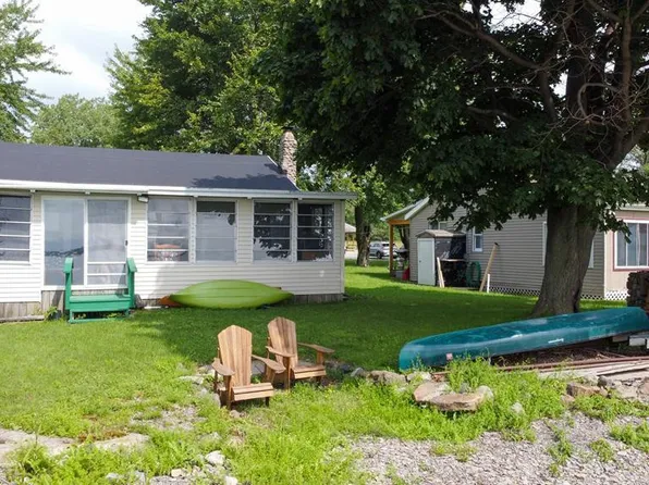430 Point Au Fer Rd, Champlain, NY 12919