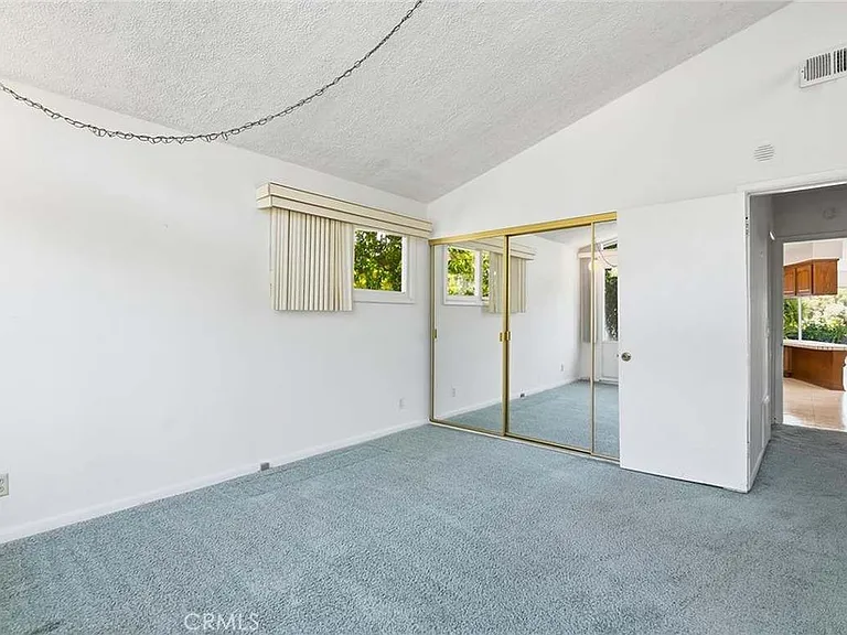 15407 Stonewood Ter — Photo 13