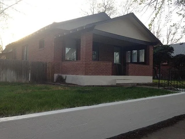 1815 S Franklin St — Photo 9
