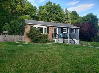 28 Tiger Rd, Hopewell Junction, NY 12533