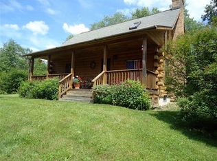 300 Bradleys Crossing Rd, East Chatham, NY 12060