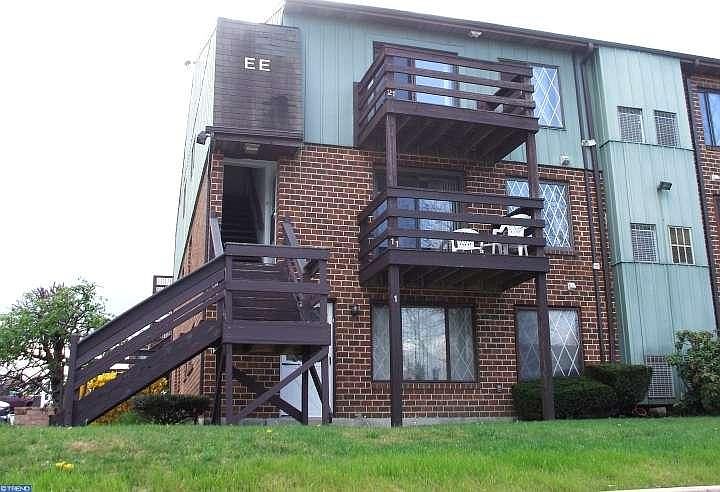1st image of 5200 Hilltop Dr #443