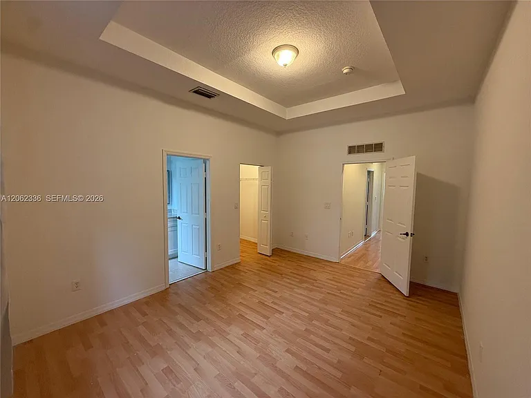 14025 SW 49th St #10 — Photo 10