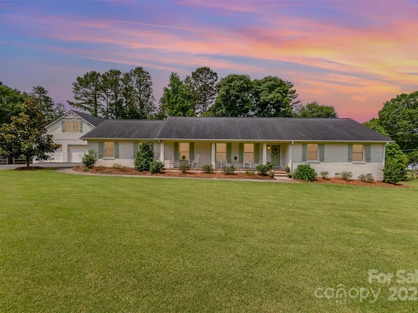 309 Ogden Dr, Gastonia, NC 28056