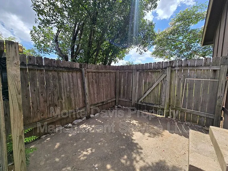 6206 Buffalo Pass #A — Photo 21