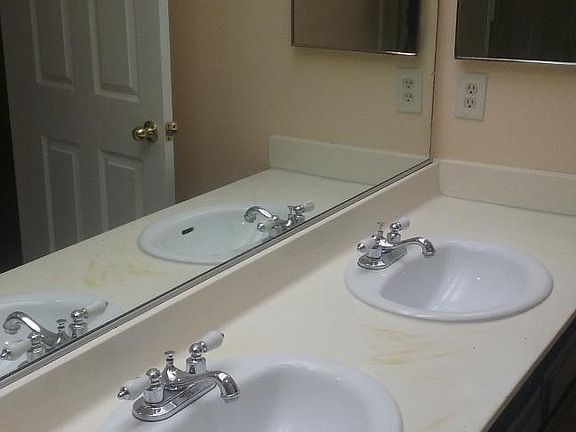 3rd image of 22040 Gault St Unit 51