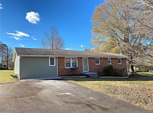 47 N Duncan Hill Ln, Taylorsville, NC 28681