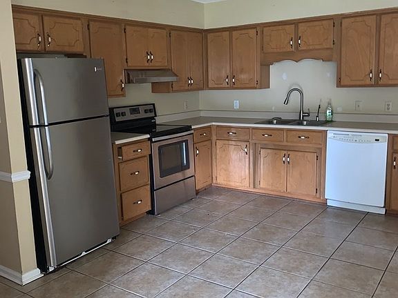 5th image of 4372 W Whippoorwill Cir