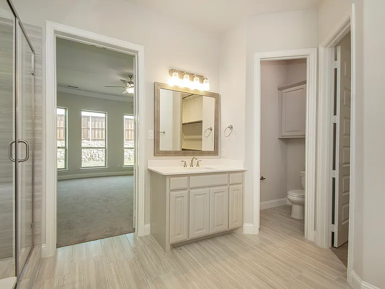 2223 Clairmount Dr — Photo 24