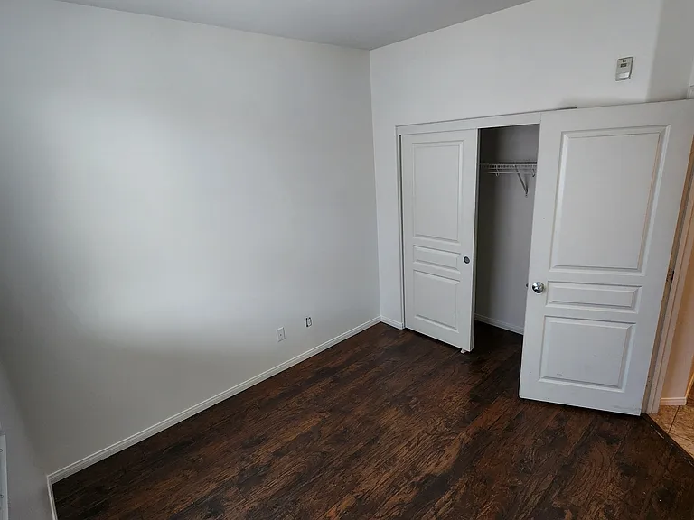 4300 Newton Ave #ASK — Photo 21