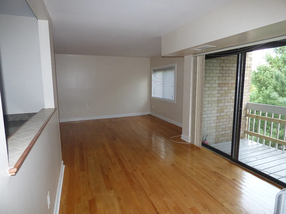 6300-9 Hil Mar Drive — Photo 2