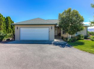 804 Terry Ln, Selah, WA 98942