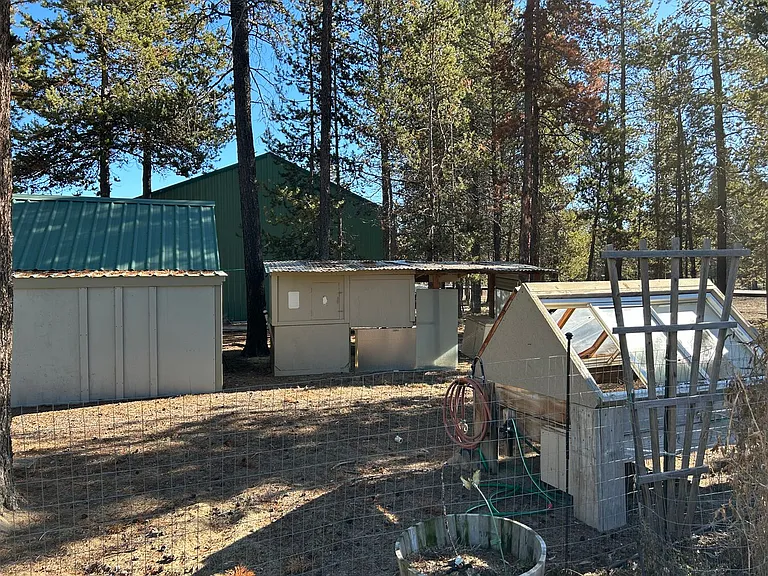 52405 Antler Ln — Photo 39
