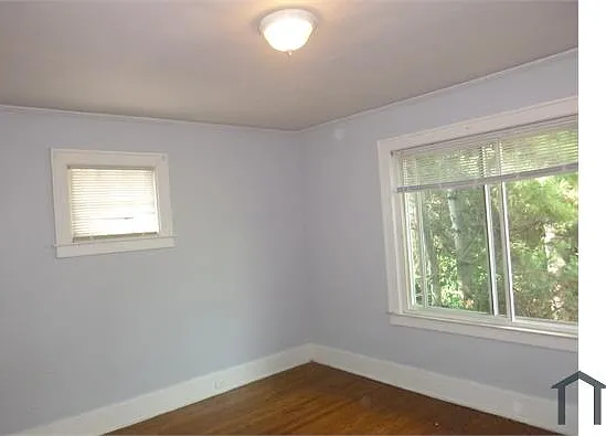 3 bed, 1352 sqft, $1,375 — Photo 4
