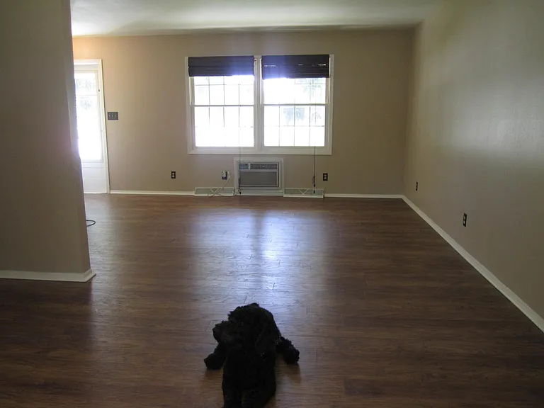 2230 W Mill Rd — Photo 5
