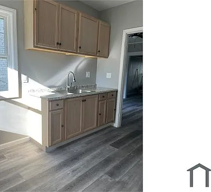 1268 Bender Ave — Photo 5