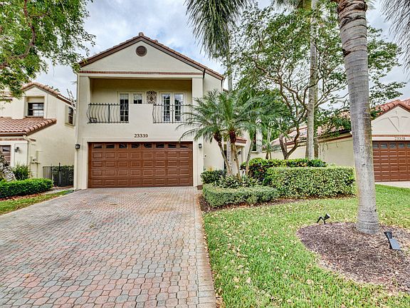 Home For Sale In Boca Pointe