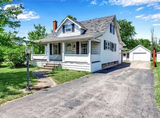 8102 E Britton Dr, Niagara Falls, NY 14304