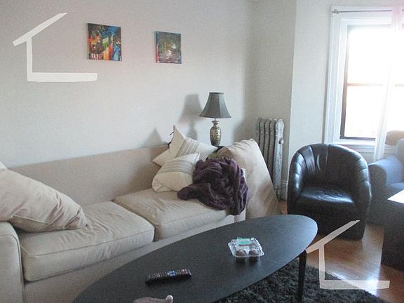3rd image of 48 Babcock St #606