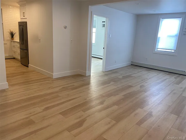 1388 Old Northern Blvd #1 — Photo 2