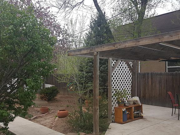 patio with pergola