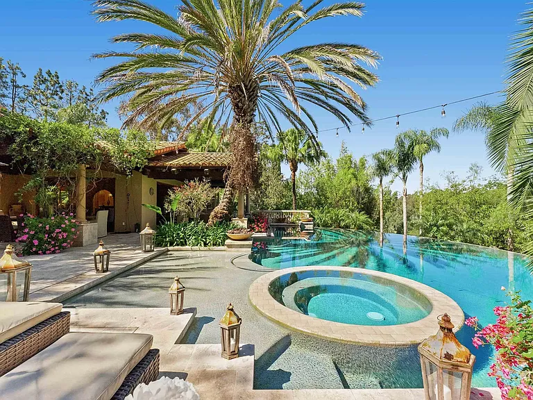 15708 Circo Diegueno Rd — Photo 20